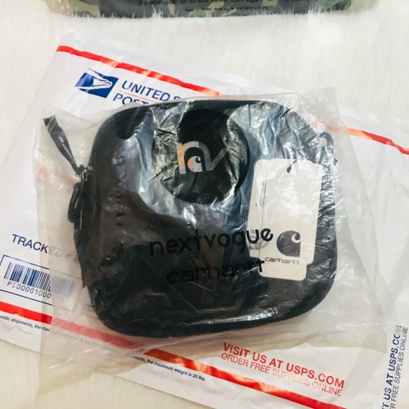 Carhartt Multi-pocket Essential Sling - Picture 2 of 7